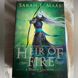 Heir of fire book